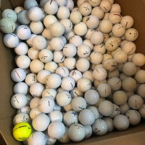 Batch of 30 balls - mostly Callaway